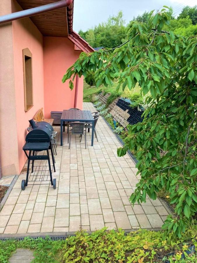 Dom Na Wzgorzu Z Pieknymi Widokami. Miejsce Tropie Villa Eksteriør billede